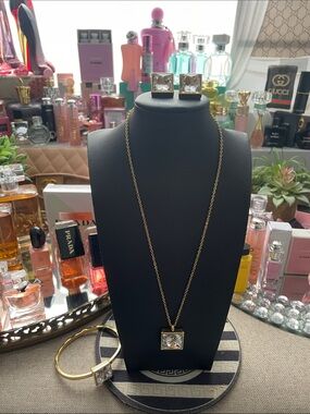 ✨Gold-Tone Square Crystal Necklace & Earring, & Bangle Bracelet Set✨NEW